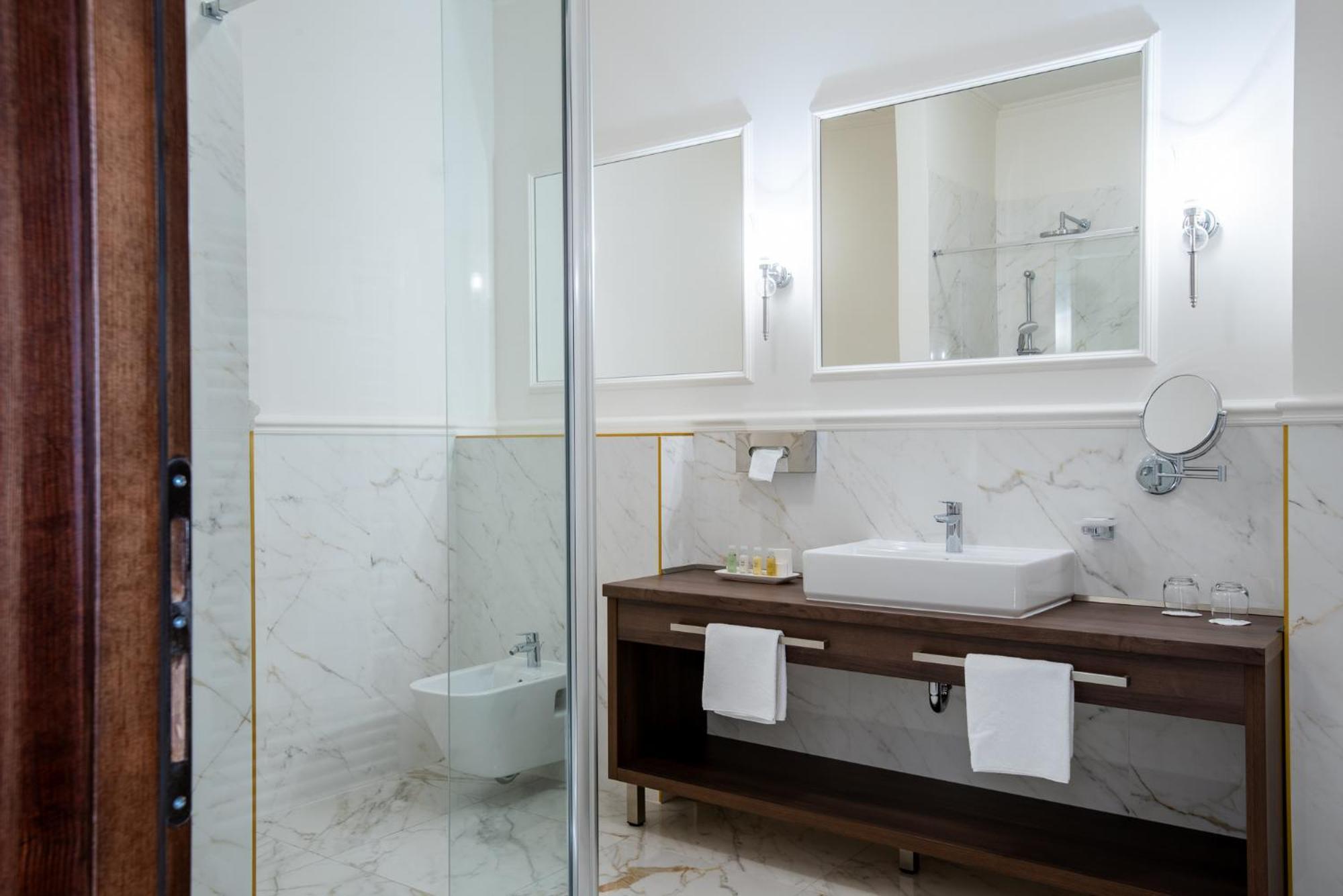 Boutique Hotel Gaia Kecskemét Esterno foto